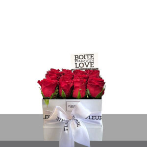 SQUARE WHITE BOX - 16 ROSES