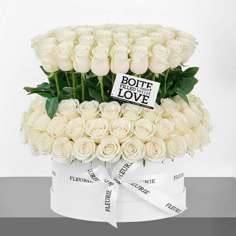 DELUXE STANDING BOX LARGE - white roses
