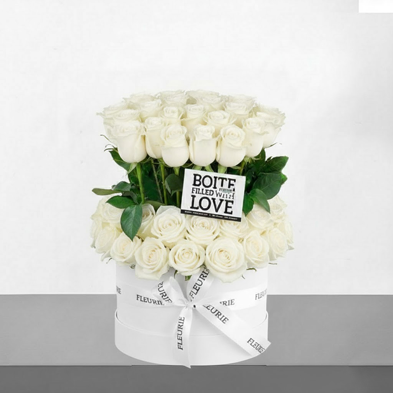 DELUXE STANDING BOX SMALL - white roses