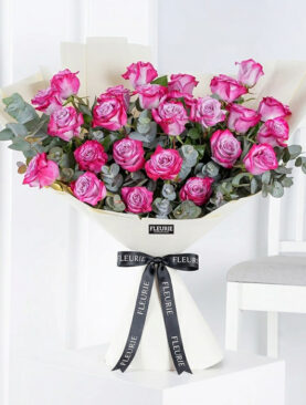purple roses eucalyptus - S