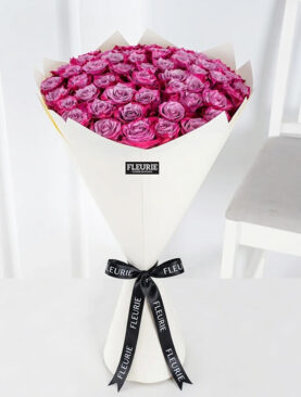 Purple roses Medium bouquet