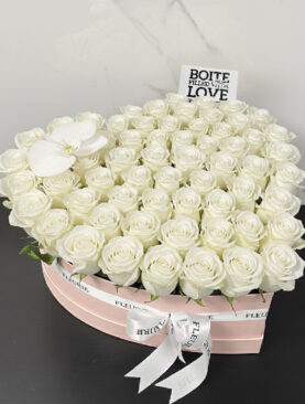 HEART BOX MEDIUM - white roses