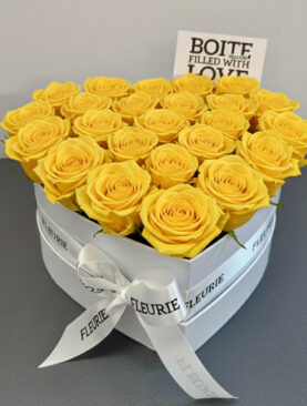 HEART BOX SMALL - yellow roses