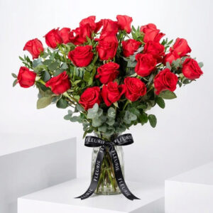 Red Roses in vase - s