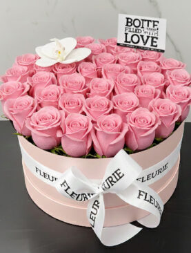 ROUND LIGHT PINK BOX – MEDIUM CLASSIC