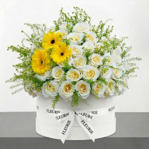 ROUND WHITE BOX – WHITE ROSES - HALF DOME