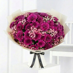PURPLE CHRYSANTHEMUMS WITH GYPSOPHILLA