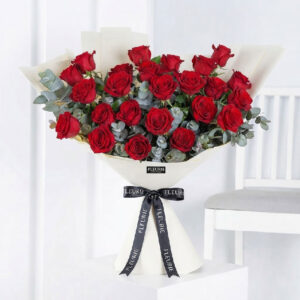 RED EUCAROSES BOUQUET - SMALL