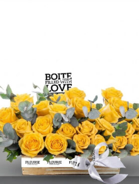 WOOD BOX yellow roses - MEDIUM