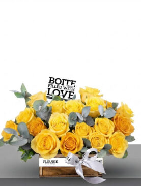 WOOD BOX yellow roses - small